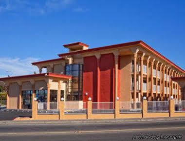 Hotel Super 8 By Wyndham Vallejo/napa Valley 3*
