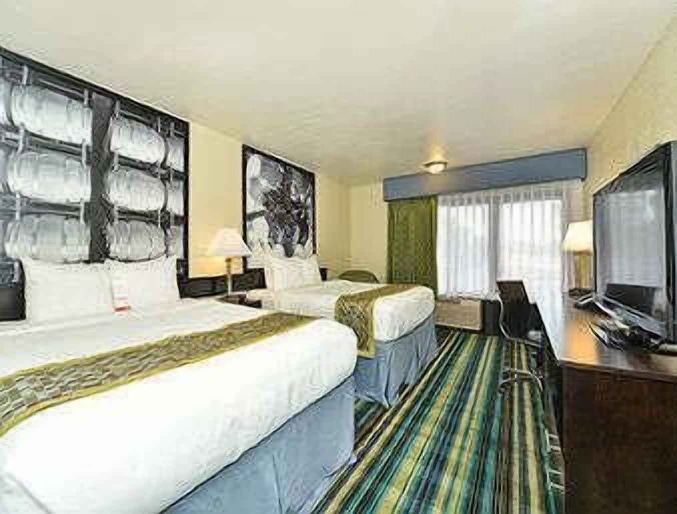 Super 8 By Wyndham Vallejo/napa Valley Hotel Vallejo